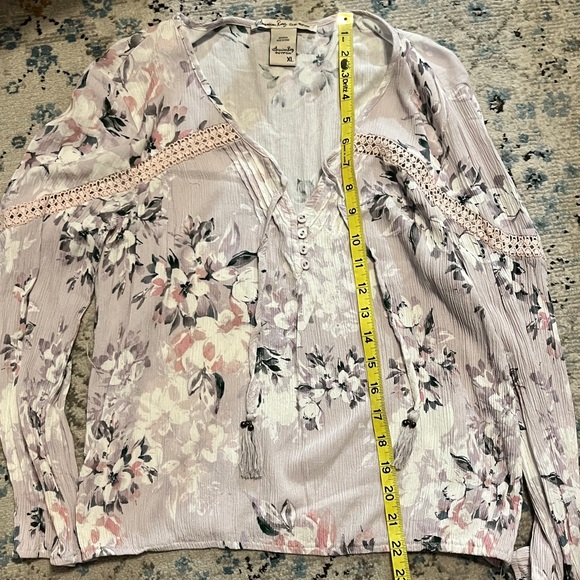 American Rag Floral Peasant Style Blouse - Picture 13 of 15